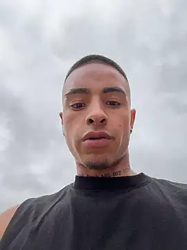 willclayy online show from August 1, 1:35 pm