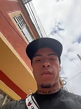 willclayy online show from July 25, 4:03 pm