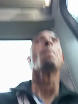 willclayy online show from April 28, 11:03 am