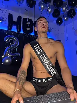 willclayy online show from July 14, 10:08 am