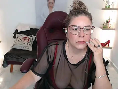 SultanaNoir online show from April 26, 11:02 pm