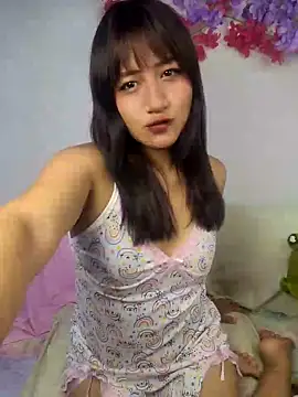LunaaMarshmallow online show from May 5, 5:10 am
