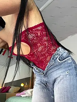 Lila-pinkky online show from July 20, 11:34 am