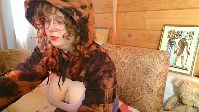 Sara del Sun online show from April 22, 8:00 am