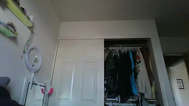 ajsin7 online show from April 18, 11:15 pm