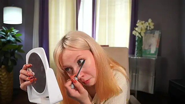 YulandaRasul online show from April 24, 11:46 am