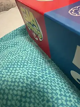 KittyandTeddy online show from April 16, 4:39 pm