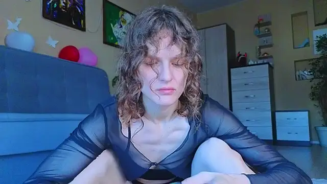 Muscle Muse online show from April 30, 2:17 am