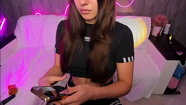 Elle goldman online show from June 23, 4:05 pm