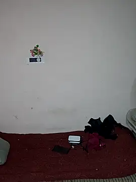 brownbeautyAnu0 online show from April 22, 8:33 am