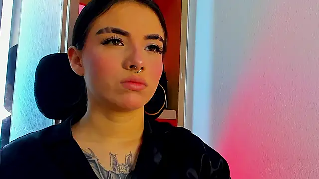 isabella hv online show from May 29, 6:28 pm