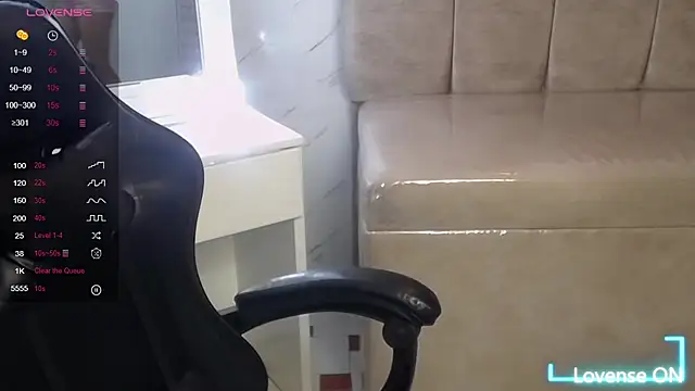 Little Samy v online show from April 29, 8:25 pm