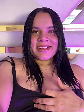 SCARLETTE COLLINS online show from July 9, 5:43 am