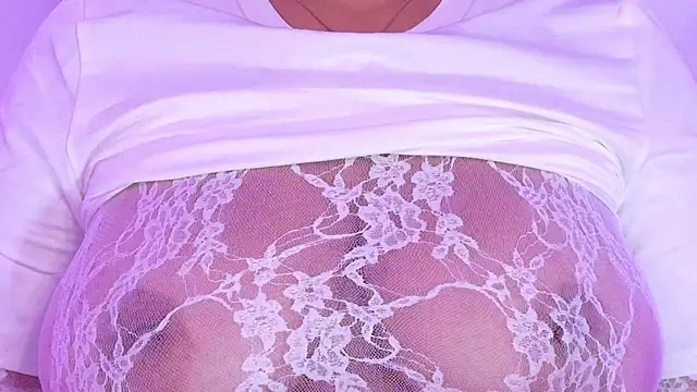 LeahAngell online show from April 24, 12:30 pm