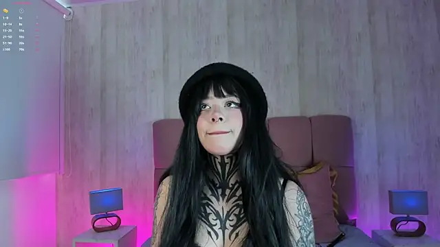 hanna riu online show from July 30, 2:07 pm