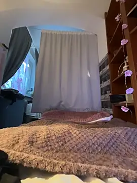 Svetlysvet online show from April 25, 3:20 pm
