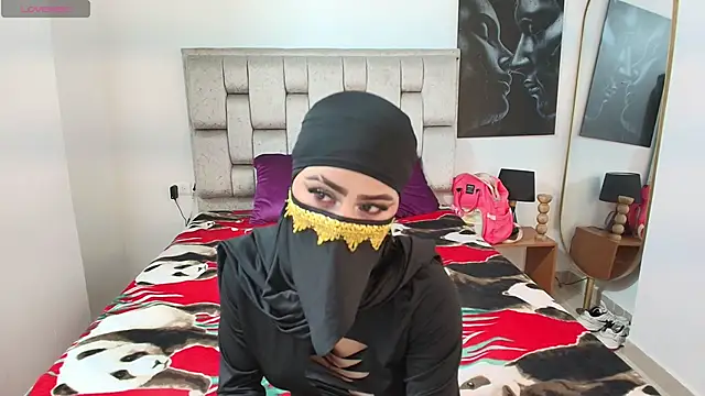 dara lux online show from April 21, 4:08 am