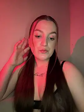 kisaaaaaa online show from April 22, 7:22 pm