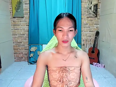 urnaughty kim online show from June 11, 5:48 am