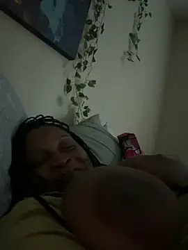 thedarkenchantress online show from March 17, 10:36 pm