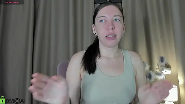 Sandra Ross online show from July 8, 12:46 am