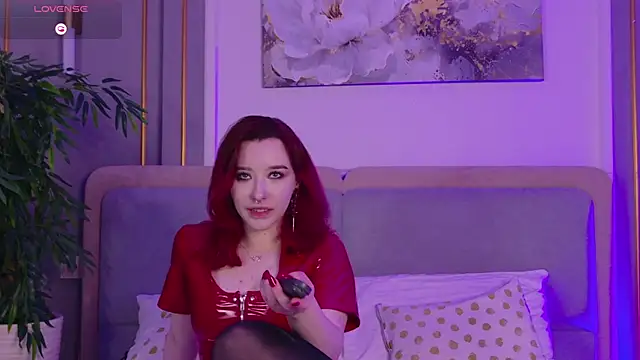 TinaTores online show from June 13, 5:43 pm