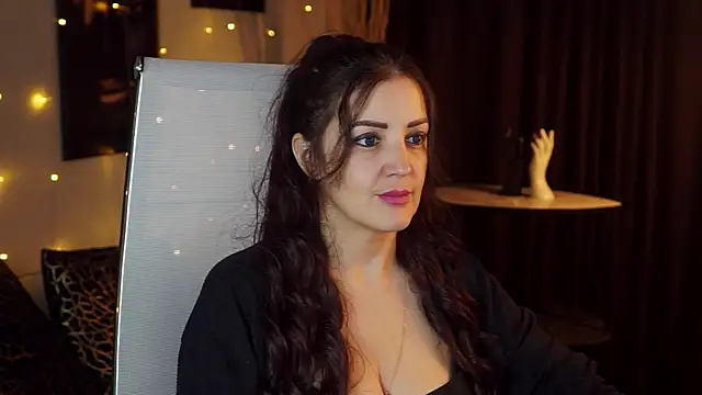 AureliaVane online show from June 11, 3:42 pm