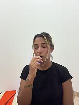 LoisC online show from July 22, 3:51 am