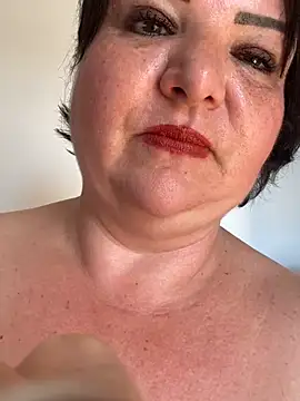 curvymilfmicha online show from August 2, 9:34 am