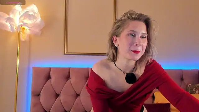 Lilianadaniels online show from July 6, 1:33 am