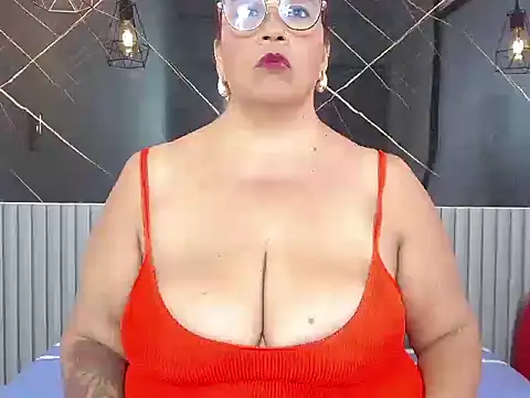 BarbaraGraf online show from April 23, 3:03 pm