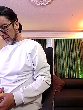 DaddyLolii online show from July 28, 11:04 pm