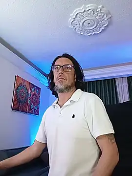 DaddyLolii online show from August 3, 11:10 pm