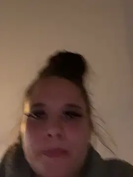 Poppylooloo online show from May 12, 8:04 pm