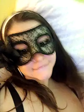 Conejita69n n online show from April 23, 12:29 pm