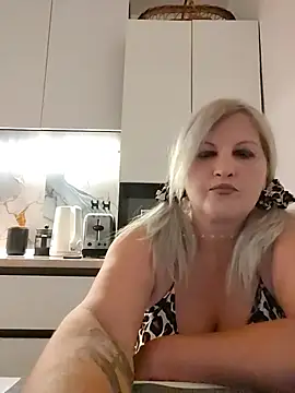 Divineblond online show from June 24, 10:53 pm