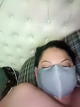 yourslutty65 online show from April 29, 8:39 am