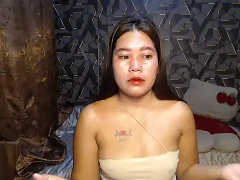 ur prettychelsie online show from May 30, 7:10 pm