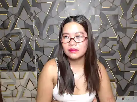 ur prettychelsie online show from June 4, 6:56 pm