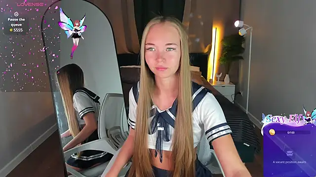 Milana Sorrento online show from June 19, 12:15 am