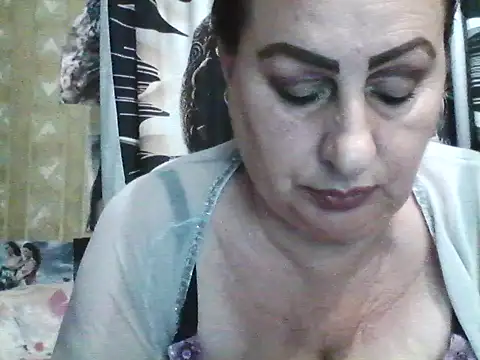 LoaqLovew online show from July 3, 8:20 am