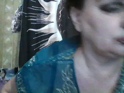 LoaqLovew online show from August 1, 9:11 am