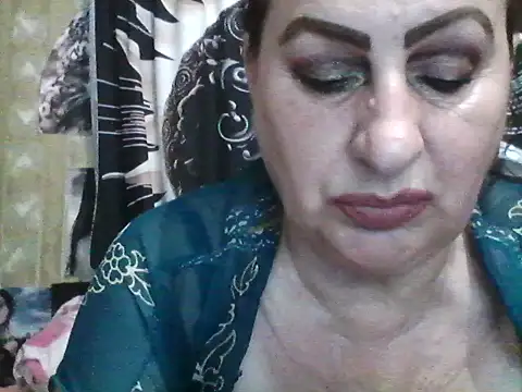 LoaqLovew online show from July 2, 8:09 am