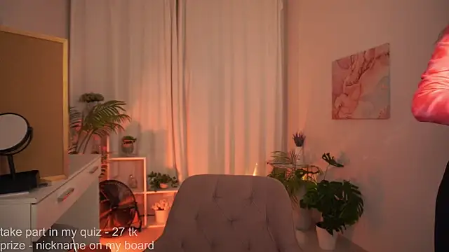BettyMarlowe online show from June 25, 5:23 am