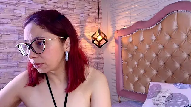 stephaniesun  online show from July 11, 1:22 pm