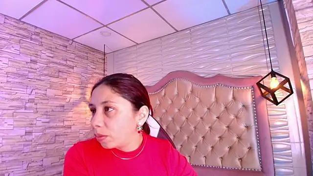stephaniesun  online show from July 29, 1:11 pm