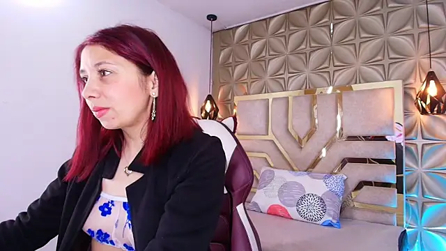 stephaniesun  online show from June 28, 1:07 pm