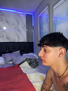 Good boys01 online show from June 13, 1:58 am