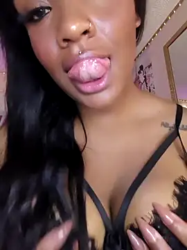 allycharlotte online show from July 7, 7:23 am