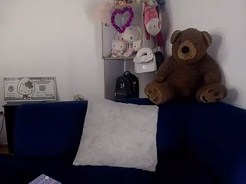 Emybbyx online show from June 14, 1:47 am